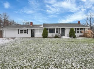 1284 Deeds Rd, Granville, OH 43023