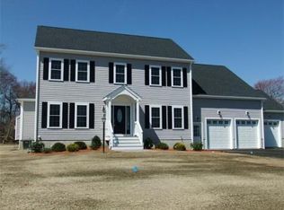 2 McDermott Ln, Hopkinton, MA 01748