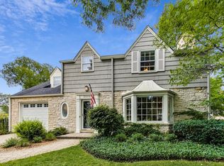 2509 McDaniel Ave, Evanston, IL 60201