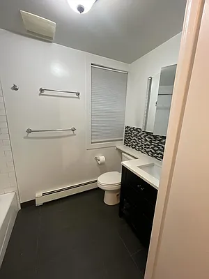 Rented by 18 REALTY | media 20