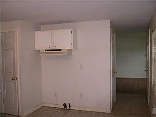 4th image of 3788 Devton Dr