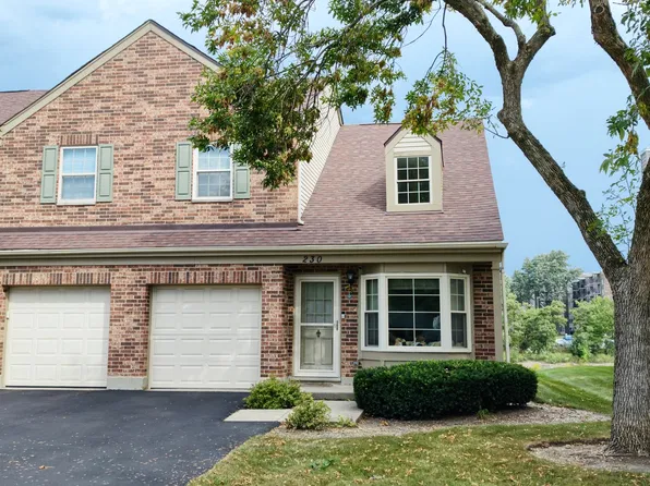 230 Carlisle Ave, Westmont, IL 60559