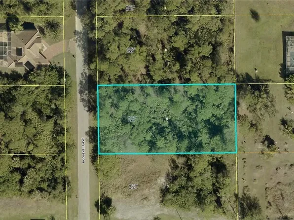 912 Roosevelt Ave, Lehigh Acres, FL 33936