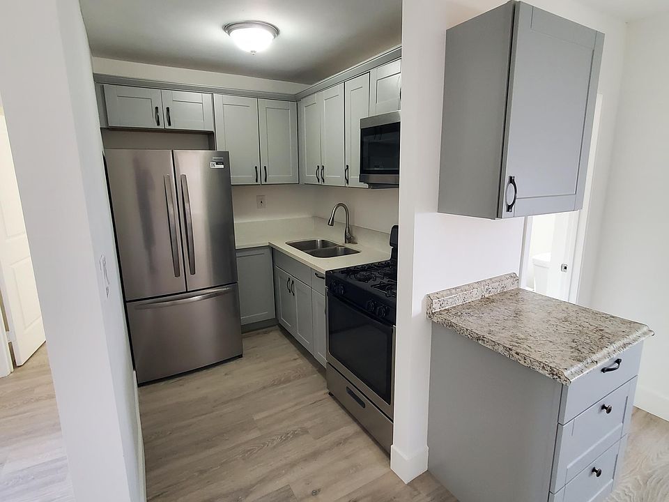 1st image of 2063 Harrison Ave