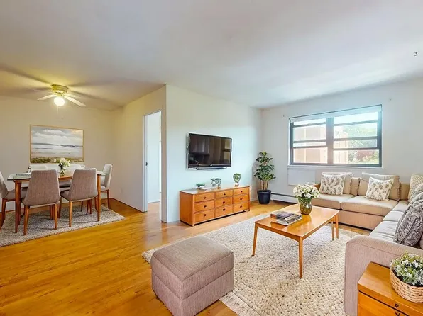 31-48 48th St #3, Astoria, NY 11103