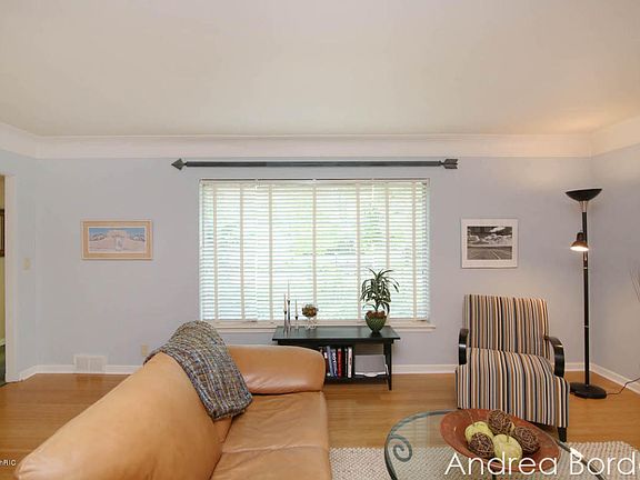 5th image of 2201 Wilshire Dr SE
