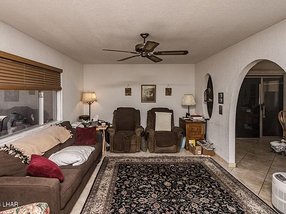 3rd image of 3881 Blackfoot Dr
