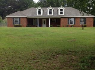 331 Lite N Tie Rd, Gray, GA 31032