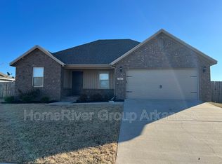 781 Carroll Dr, Prairie Grove, AR 72753