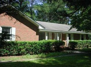 2 Highland Dr, Whispering Pines, NC 28327
