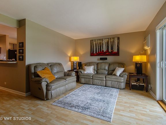 2nd image of 1157 Cedar St APT 2B