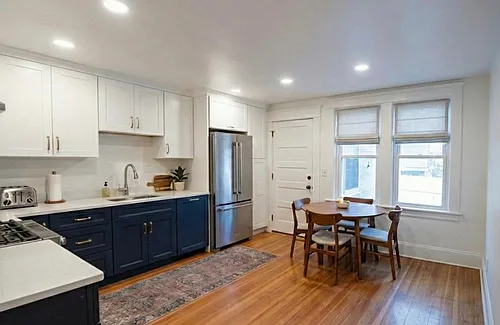 26 Armstrong Ave Photo 1