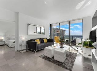 68 SE 6th St #3506, Miami, FL 33130