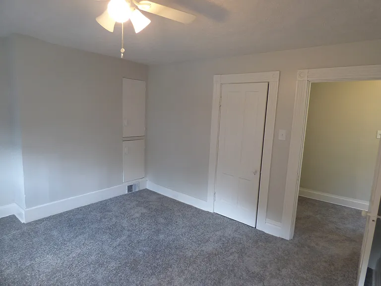 406 Grove St — Photo 11
