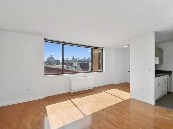 189 West 89th Street image 1 of 11