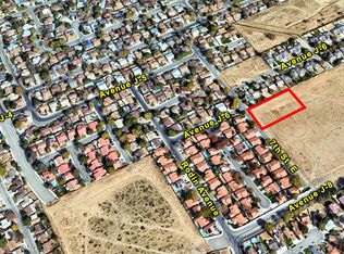 E 7th St, Lancaster, CA 93535