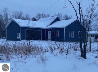 583 Gitchegumee Dr, Buckley, MI 49620