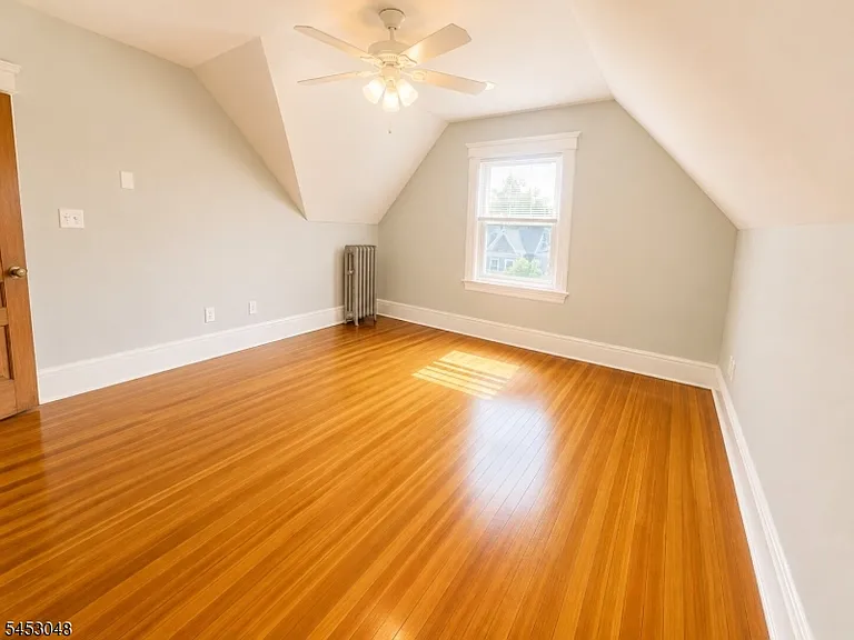 2 Cloverhill Pl #1 — Photo 28