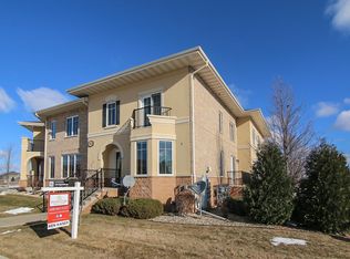 981 Augusta Drive #7, Oregon, WI 53575