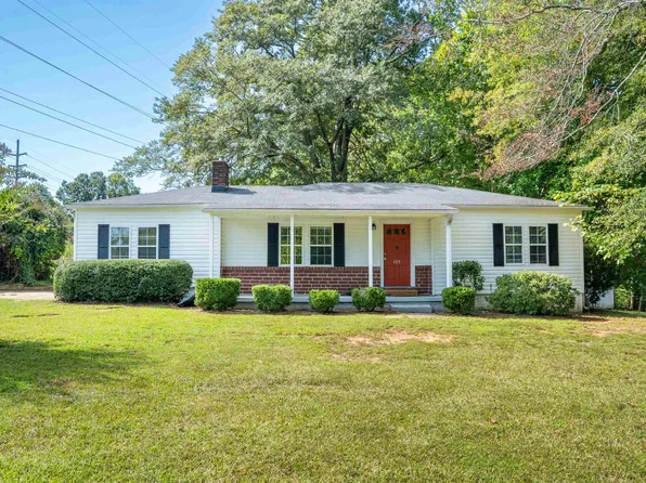 409 E Shore Dr, Spartanburg, SC 29302