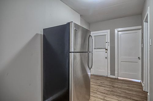 5th image of 5008 Pernod Ave
