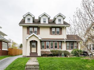 295 Hurstbourne Rd, Rochester, NY 14609