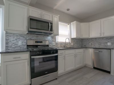 6433 Globe St, Detroit, MI, 48238