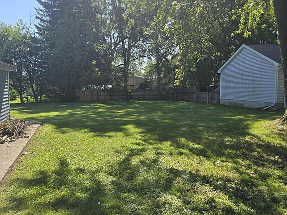 5th image of 6001 Joshua St
