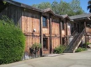 1903 Park Marina Dr, Redding, CA 96001