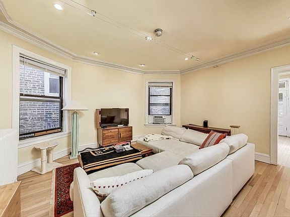 3rd image of 6424 N Newgard Ave #2