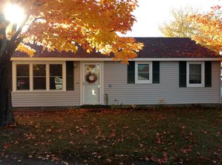 48 Roger St, Bangor, ME 04401