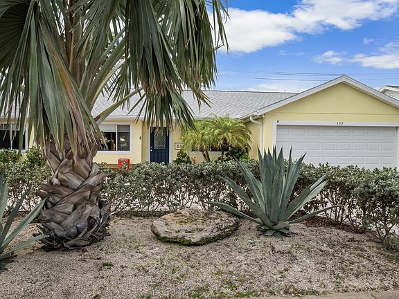 2nd image of 392 Harbor Dr