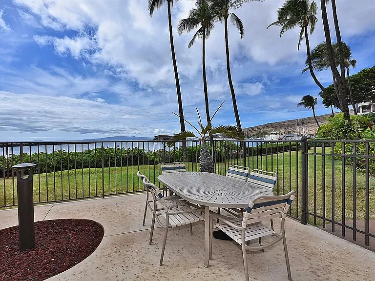 30 Hauoli St #304 — Photo 35