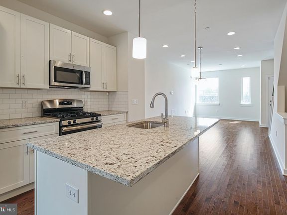 2nd image of 1640 N 5th St Lot 39