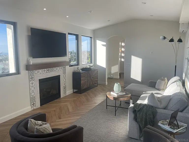 606 Camino De Orchidia — Photo 7