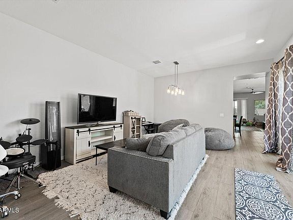 5th image of 20466 E THORNTON Court