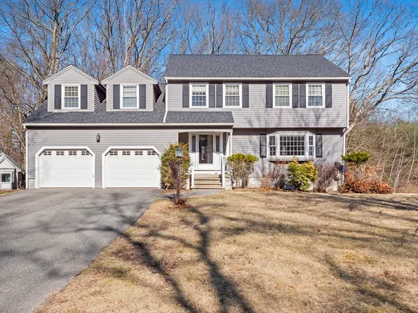 60 Langley Ln, Tewksbury, MA 01876