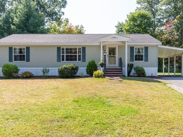 58 Campbell St, Salem, NH 03079