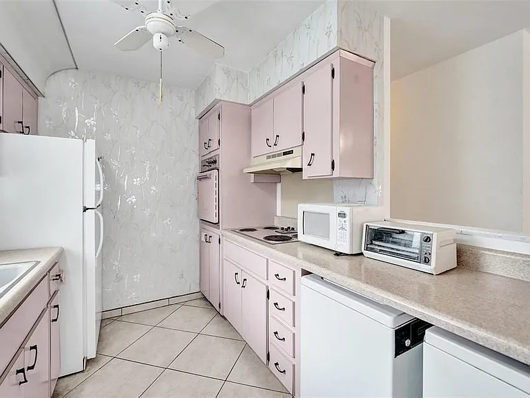 2317 Garfield St #3 — Photo 13