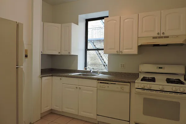 Rented by Brown Harris Stevens | media 8