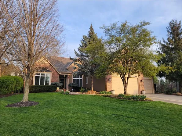 26145 W 111th Pl, Olathe, KS 66061