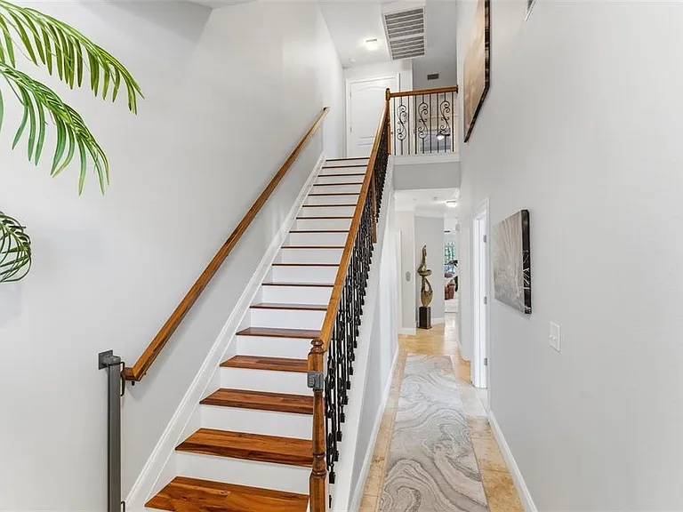 6420 Sunset Bay Cir — Photo 36