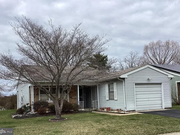 43 Kingston Way, Southampton, NJ 08088