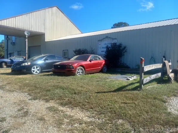 12086 Buffalo Trace Road NW, Palmyra, IN 47164