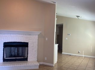 1024 Angelus St APT 3, Turlock, CA 95380