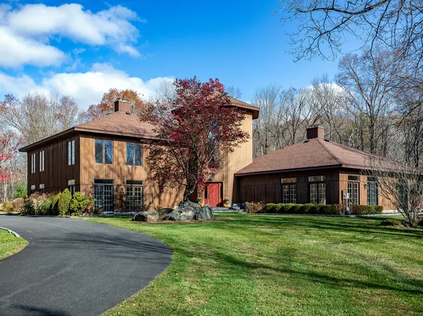 34 Spring Lake Road, Sherman, CT 06784