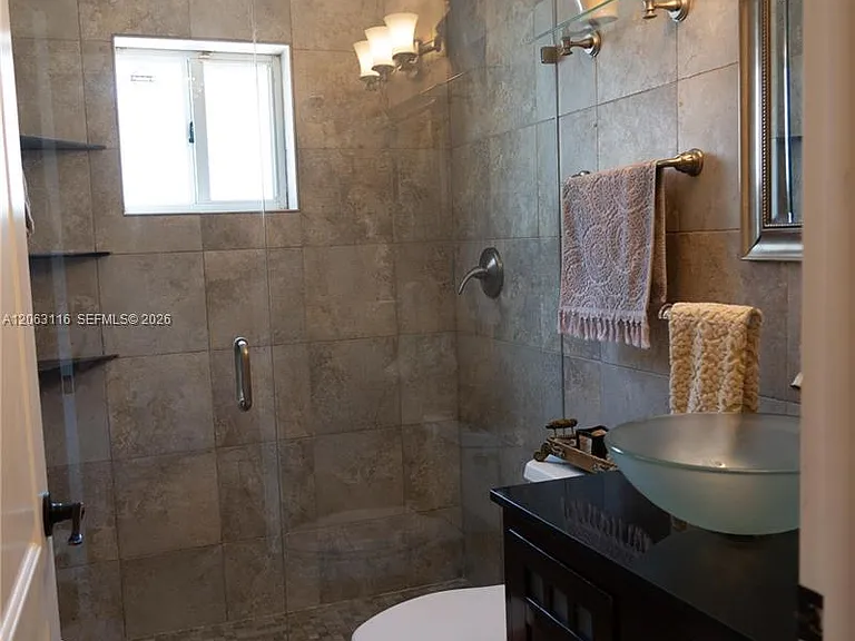 17992 SW 152nd Ct — Photo 15