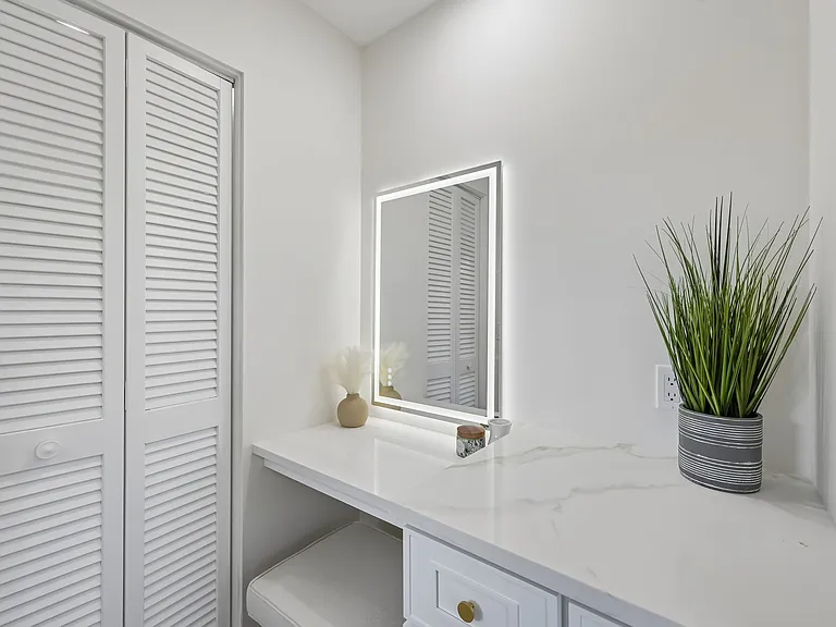 6735 Keystone Dr — Photo 17