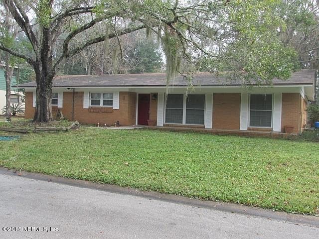 1st image of 2467 Lakeview Dr