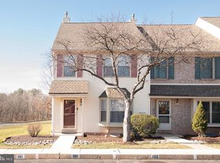 101 Cherrywood Ct, Pottstown, PA 19464